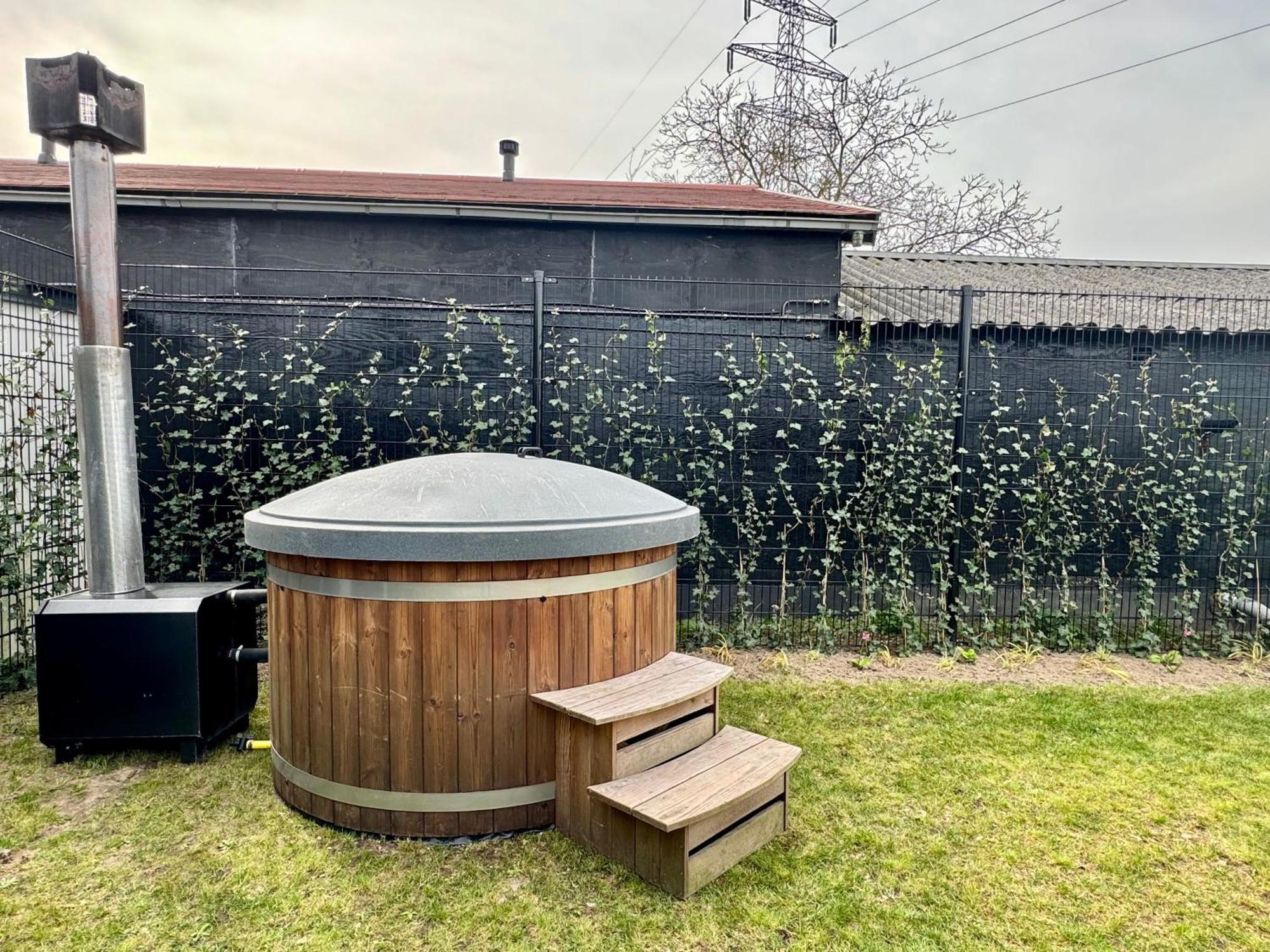 Edelhert, Moderne En Comfortabele Vakantiewoning Met Hottub! 埃尔默洛 外观 照片